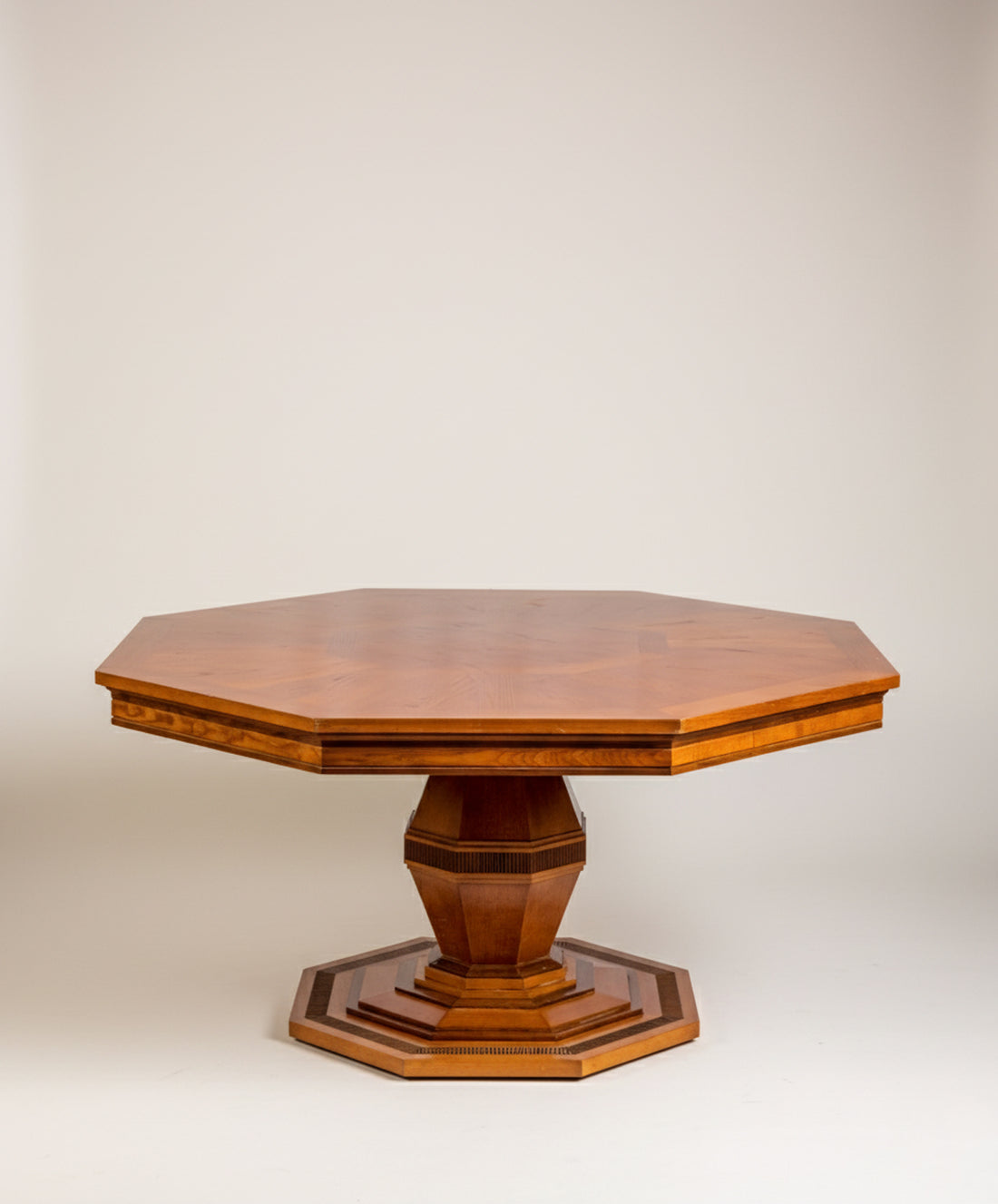 Mesa octogonal de roble