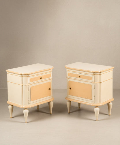 Pareja de mesitas de noche vintage Aube