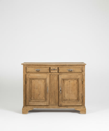 Aparador antiguo de madera