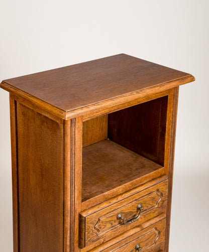 Mueble auxiliar de roble