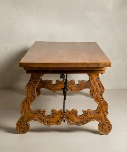 Mesa de Comedor Castellana de Lira con Herraje de Hierro Forjado