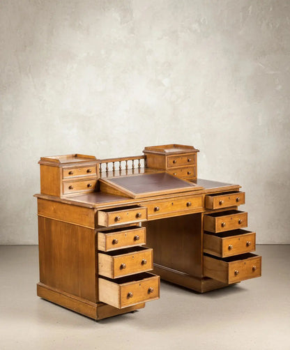 Escritorio Victoriano Dickens en roble macizo con secreter Antique arte y decoracion