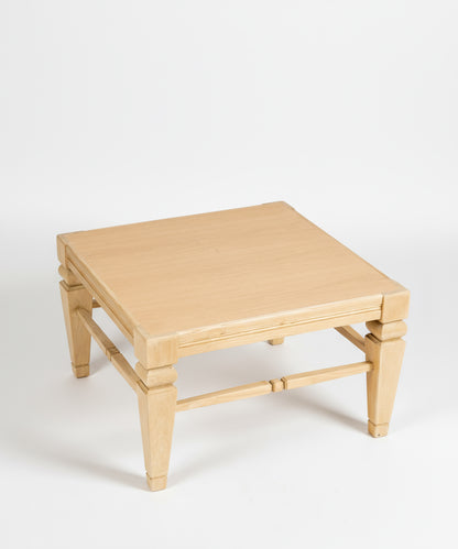 Mesa baja auxiliar de madera Chiara