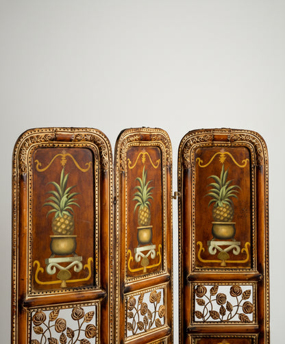 Biombo antiguo pintado a mano