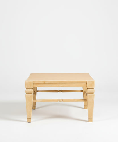 Mesa baja auxiliar de madera Chiara