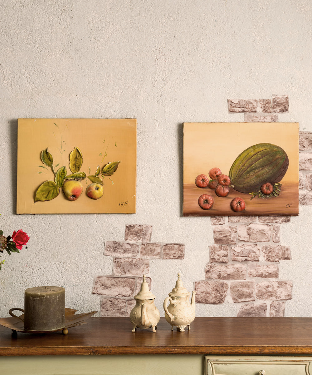 Pareja de bodegones en relieve
