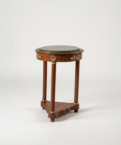 Mesa Imperio antigua