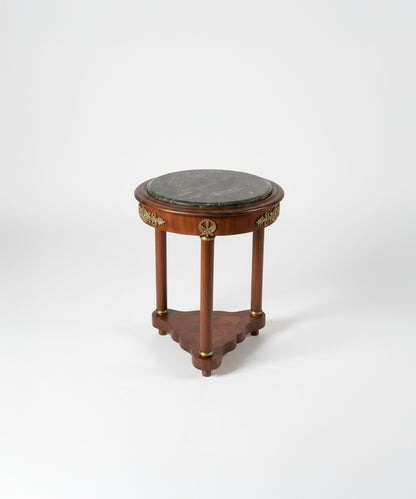 Mesa Imperio antigua