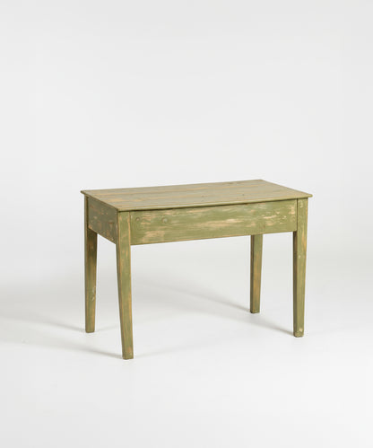 Gorbea antique rustic table