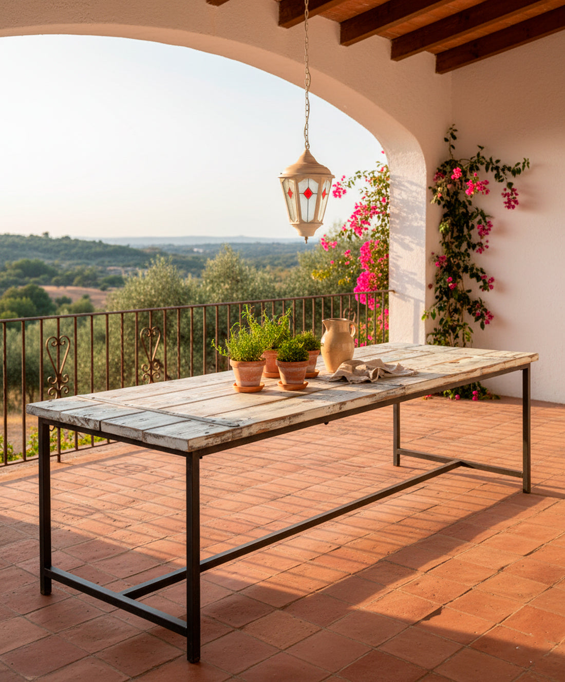 Antique table La Reigada