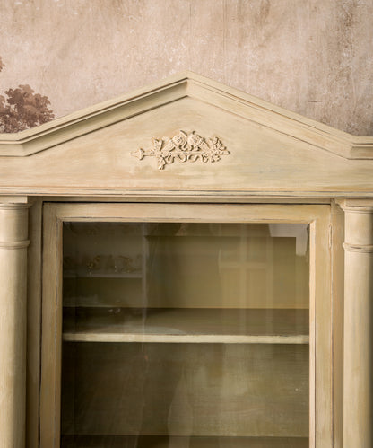 Librería de estilo neoclásico