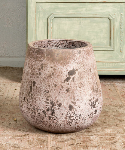 Terracotta flower pot