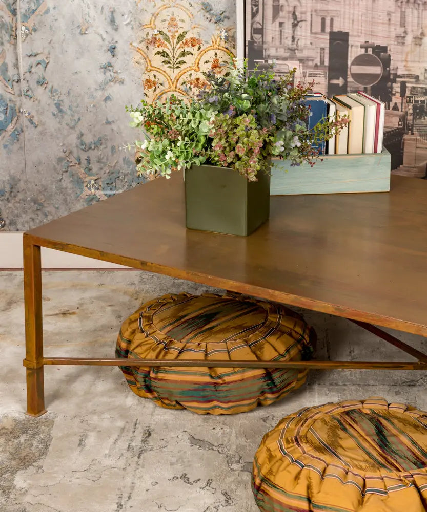 Mesa baja de hierro Ribadavia Antique arte y decoracion