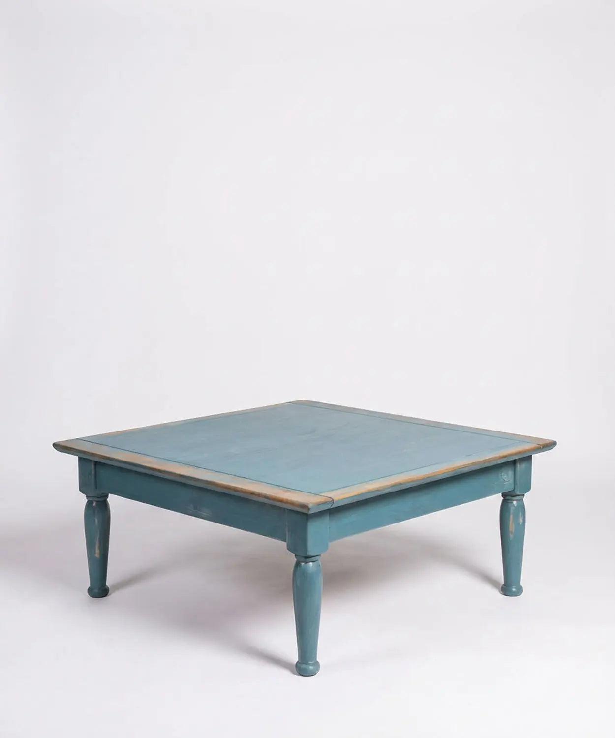Mesa de centro de madera Leo Antique arte y decoracion