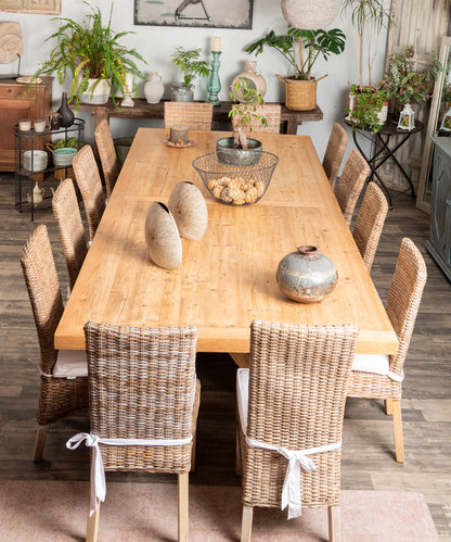 garden dining table