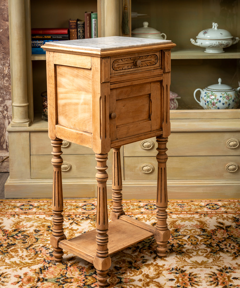 Mesa velador antigua Clarise
