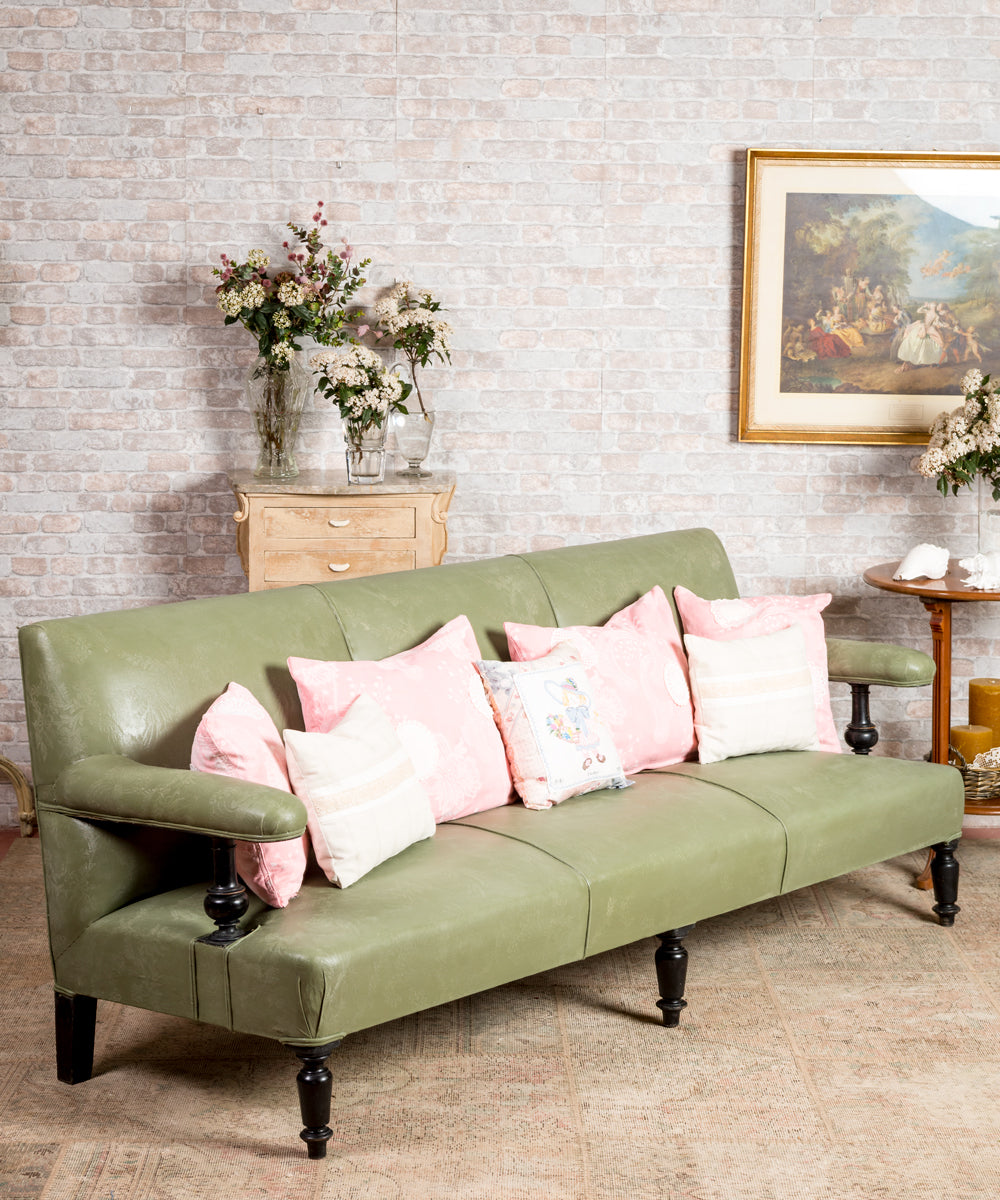 Leopold vintage sofa