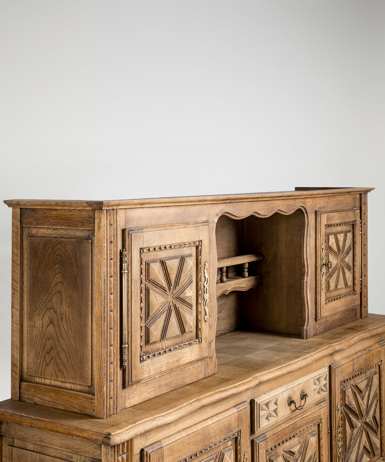 Aparador francés de roble