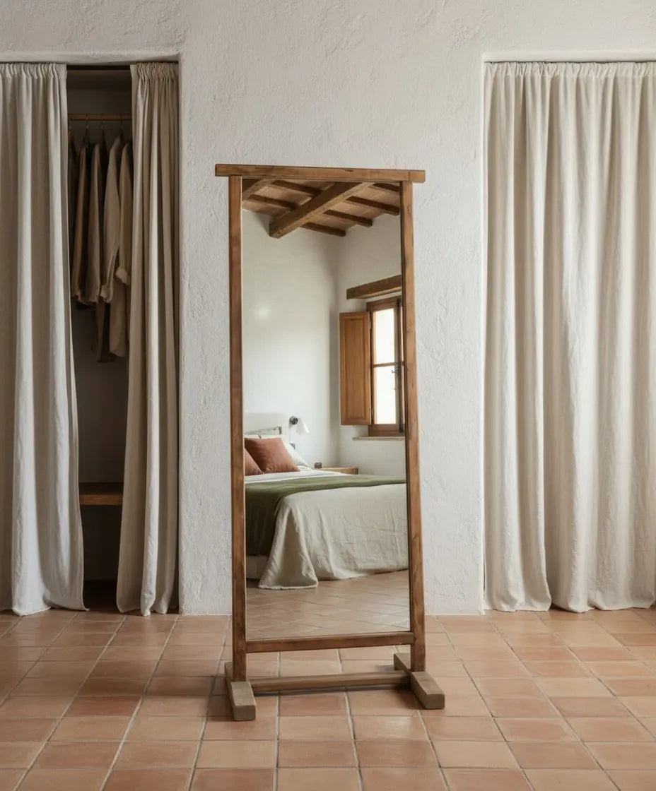 Espejo de suelo rústico en madera natural con trasera entelada