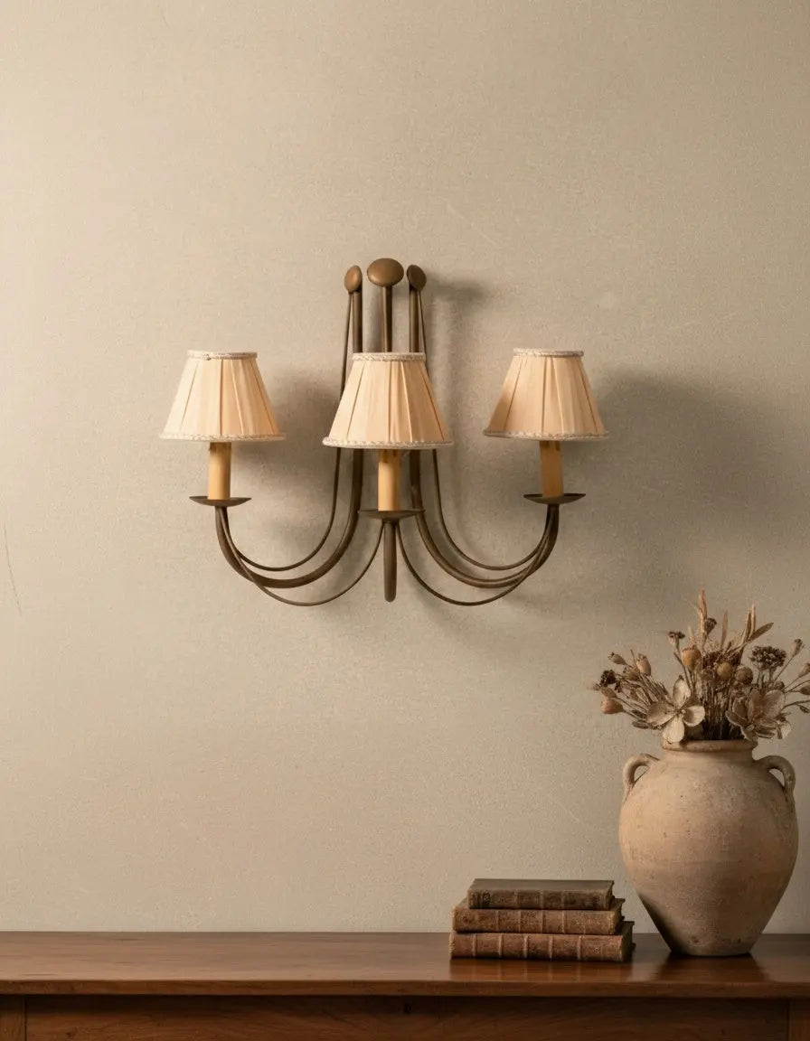 Aplique de tres brazos Antique arte y decoracion