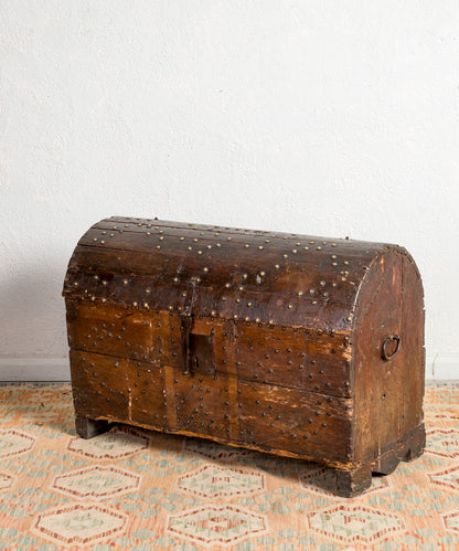 Wooden chest from the 18th century