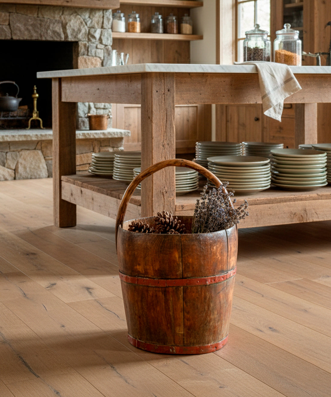 Cubo antiguo de madera