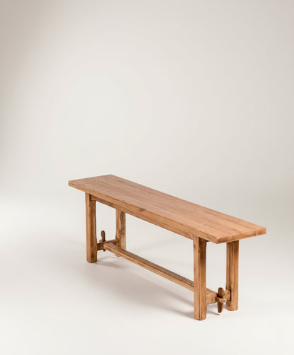 Banco de madera antiguo