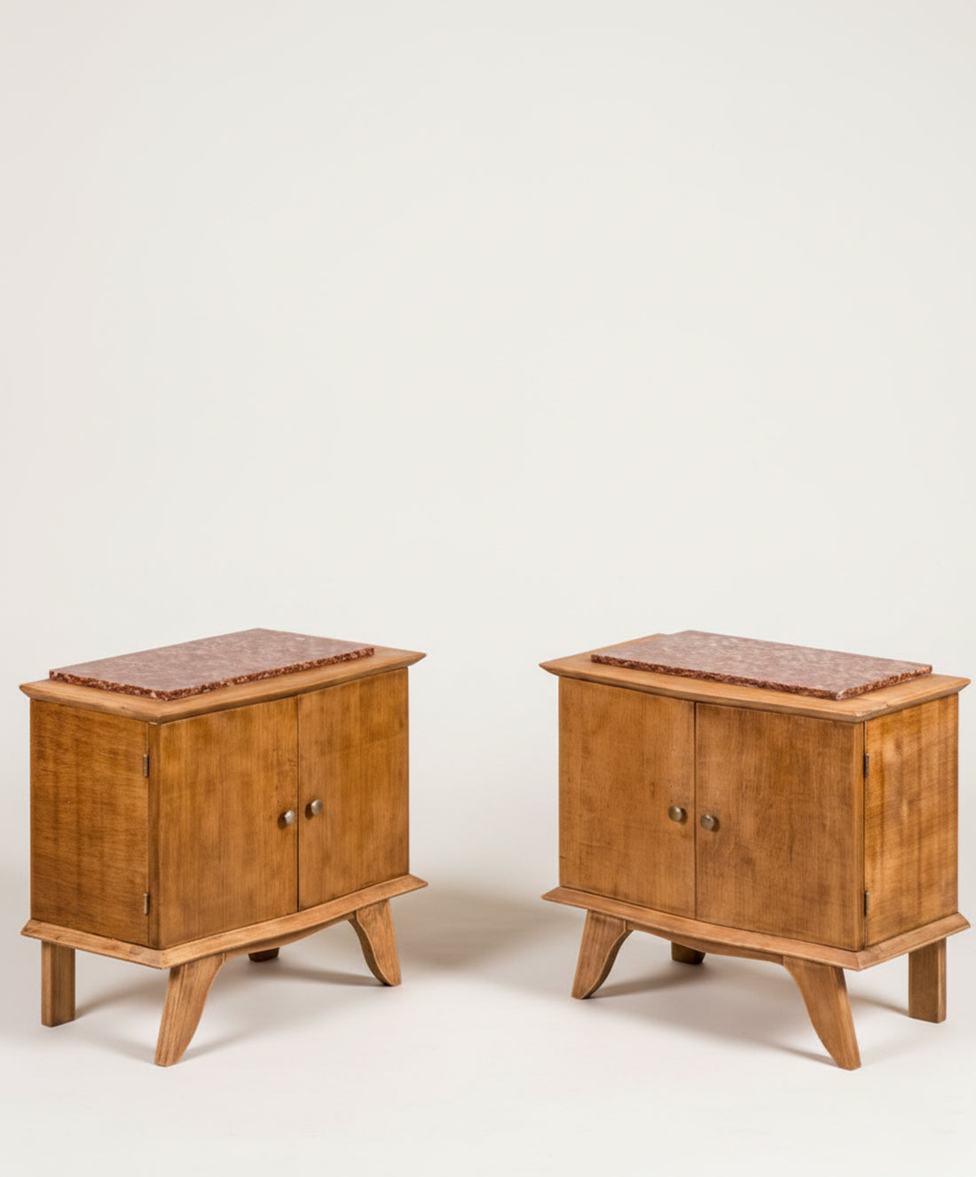 Pareja de mesitas de noche Mid Century