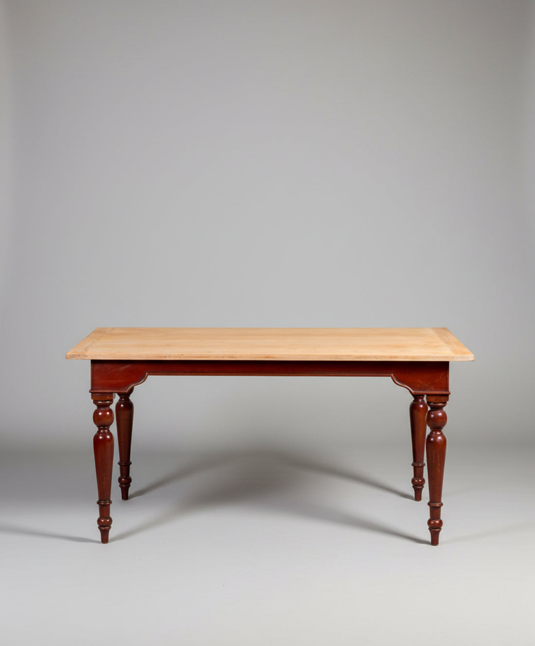 Mesa antigua provenzal
