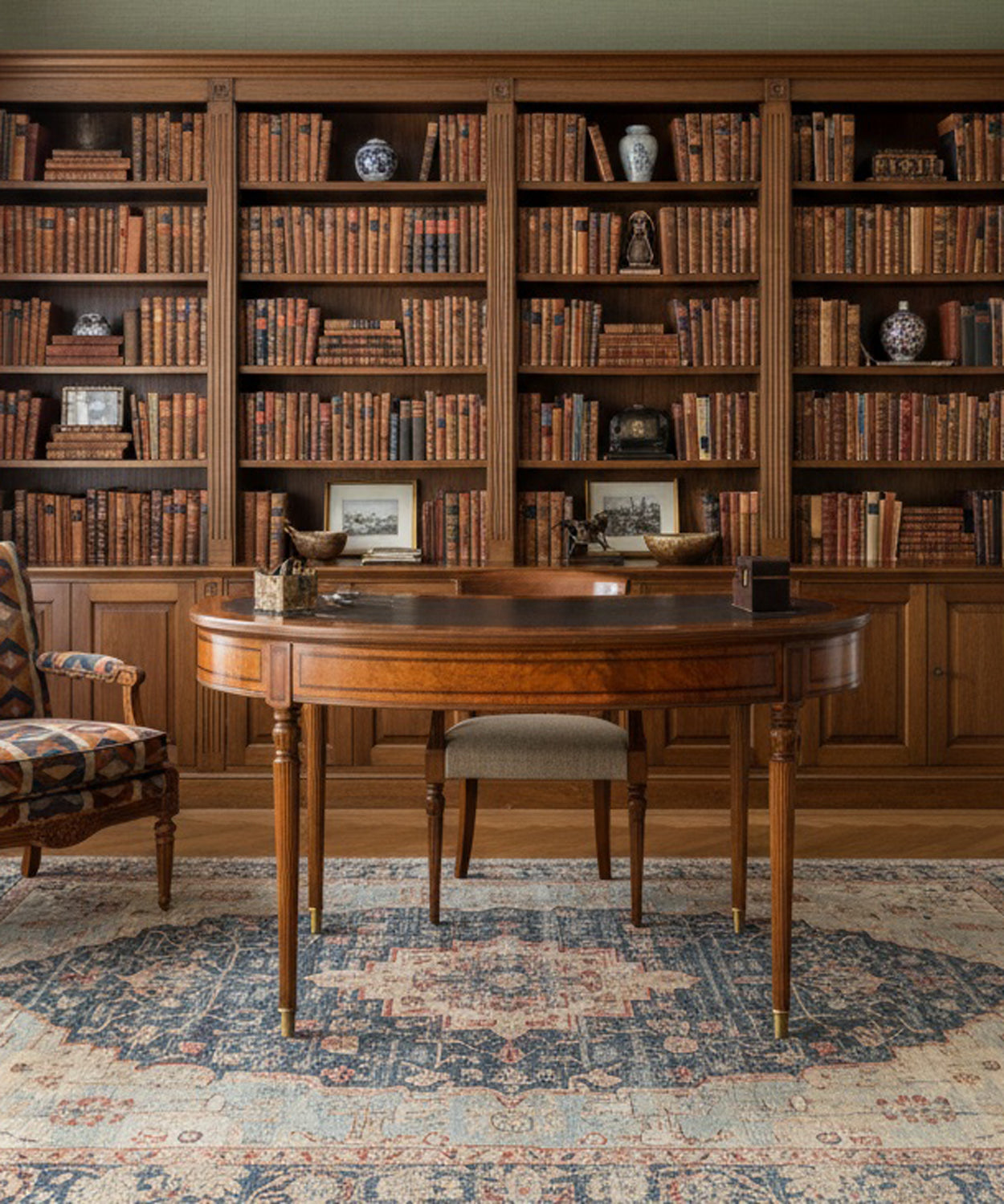 Escritorio de riñón de estilo Luis XV