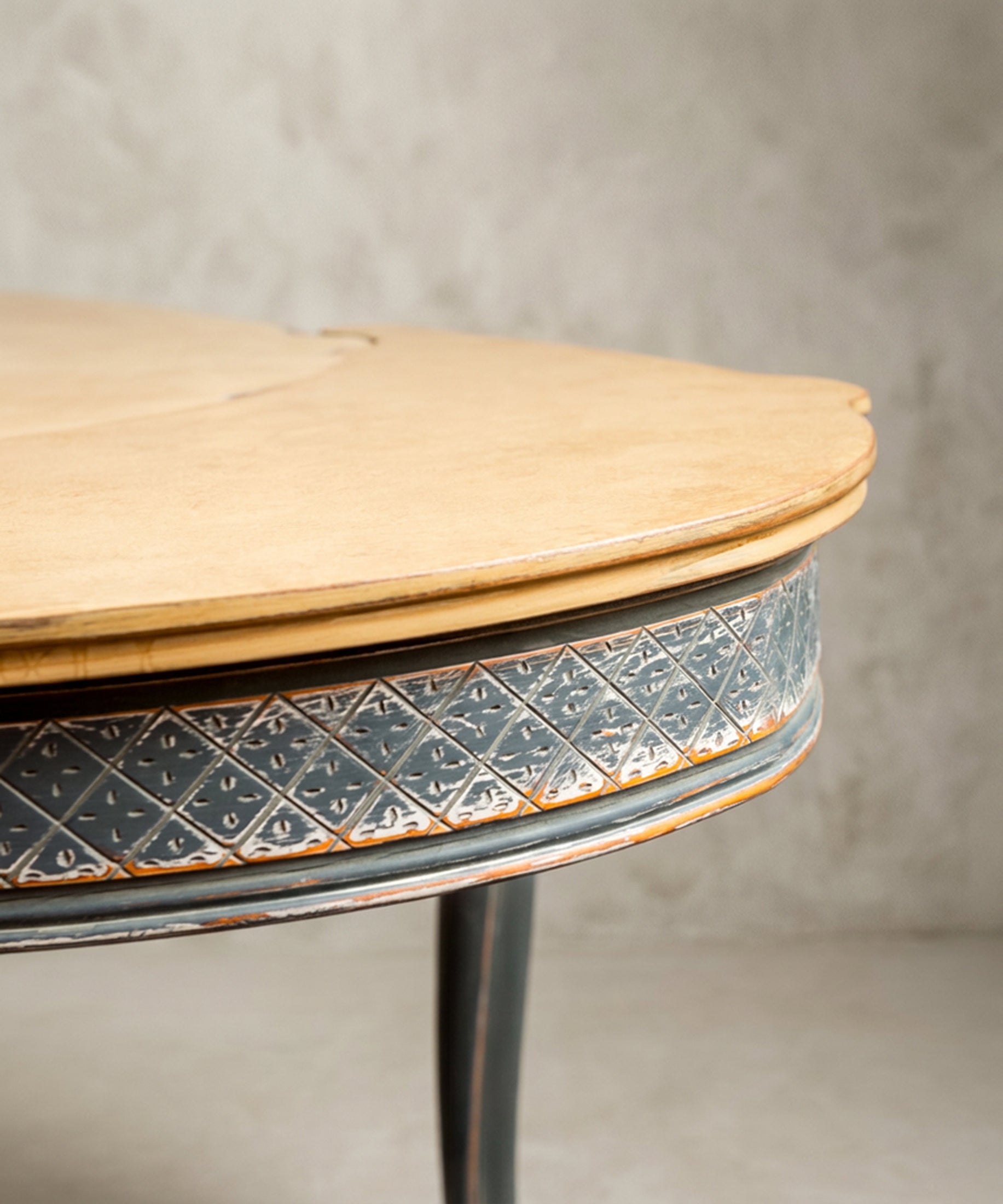 Mesa de Comedor Extensible Ovalada | Luis XV Provenzal Decapada en Azul