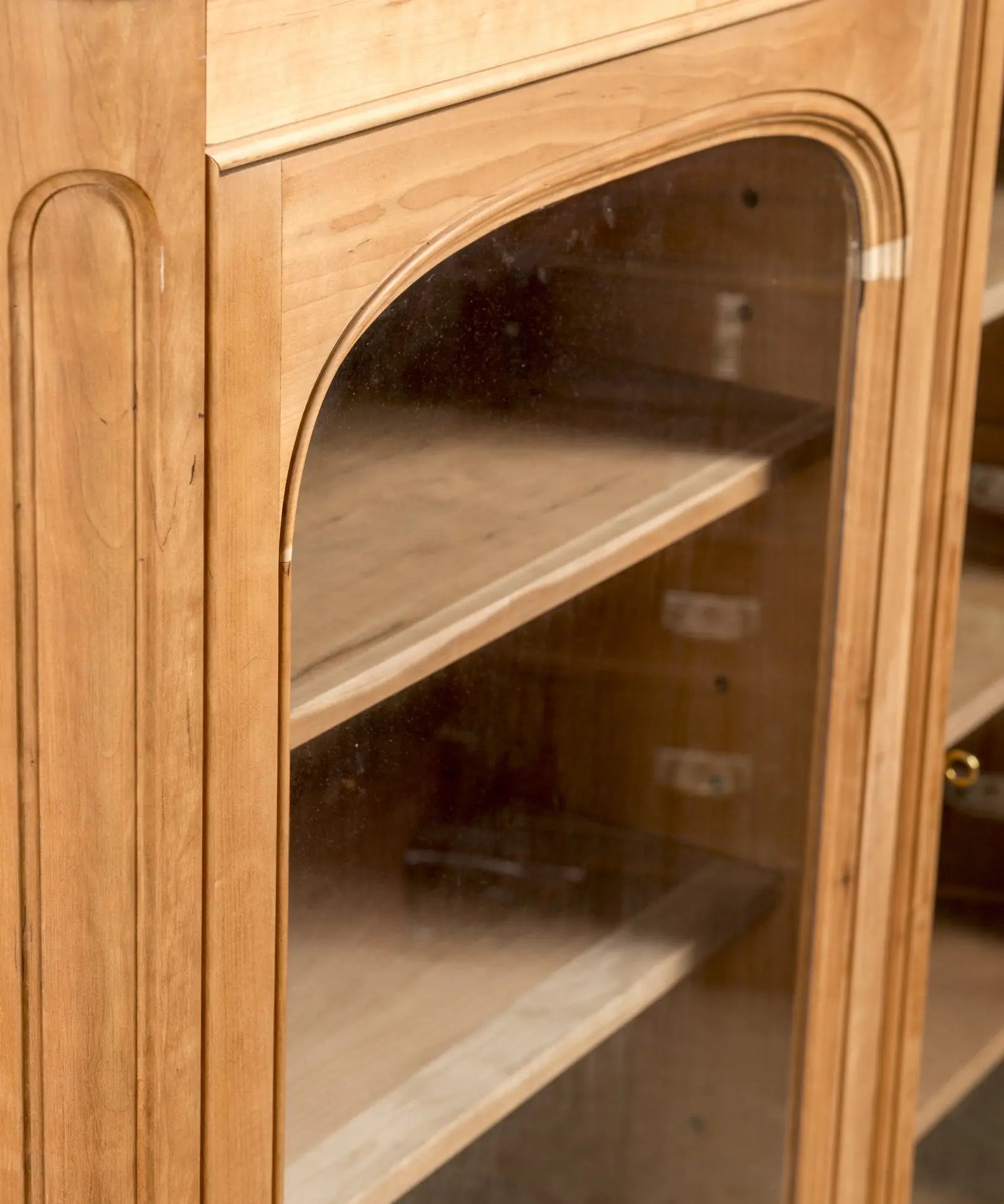 Vitrina expositor de madera