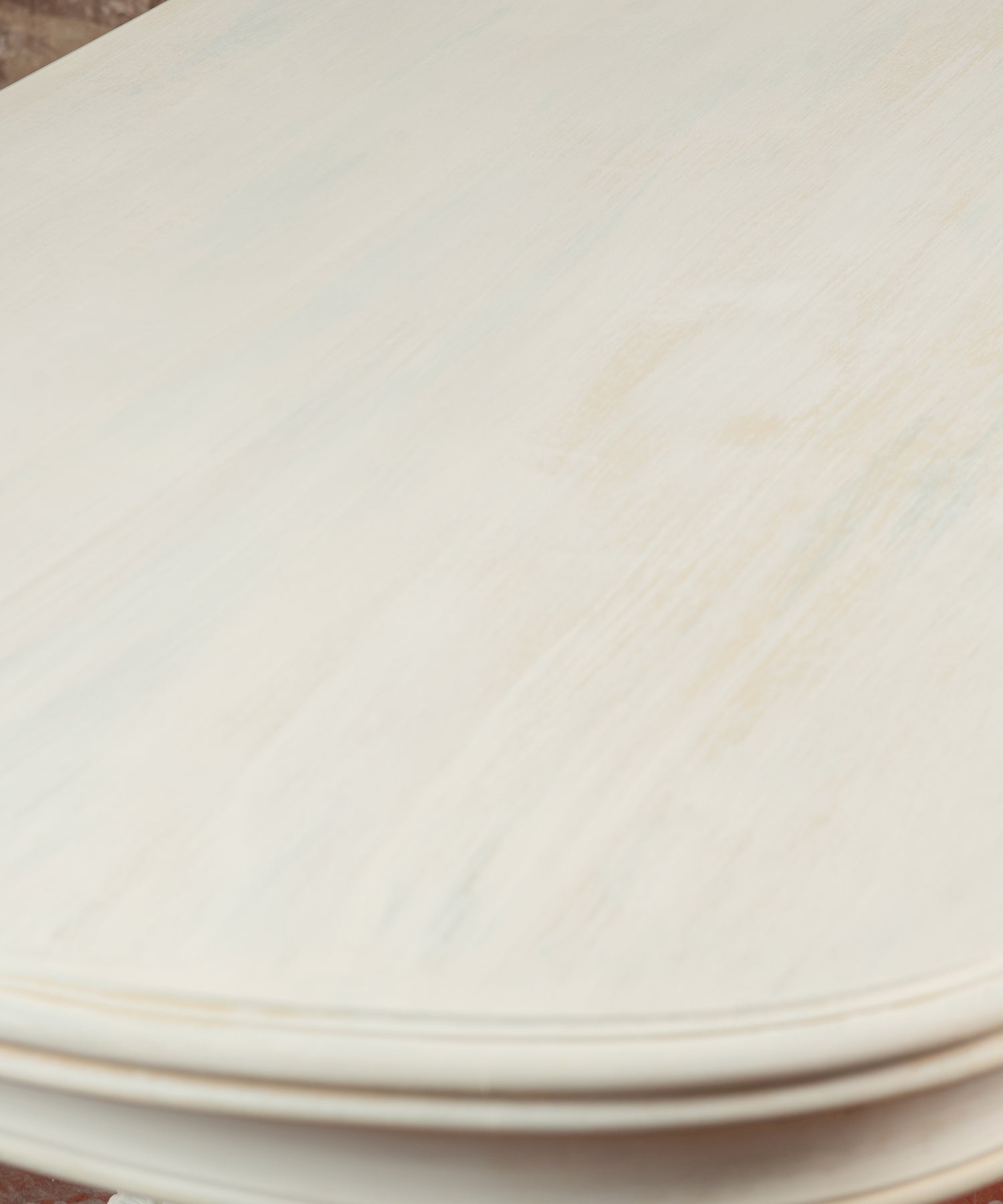 Mesa de Comedor Extensible con Cisnes Tallados | Estilo Imperio en Haya Maciza