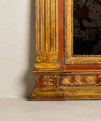 Espejo capilla en madera tallada