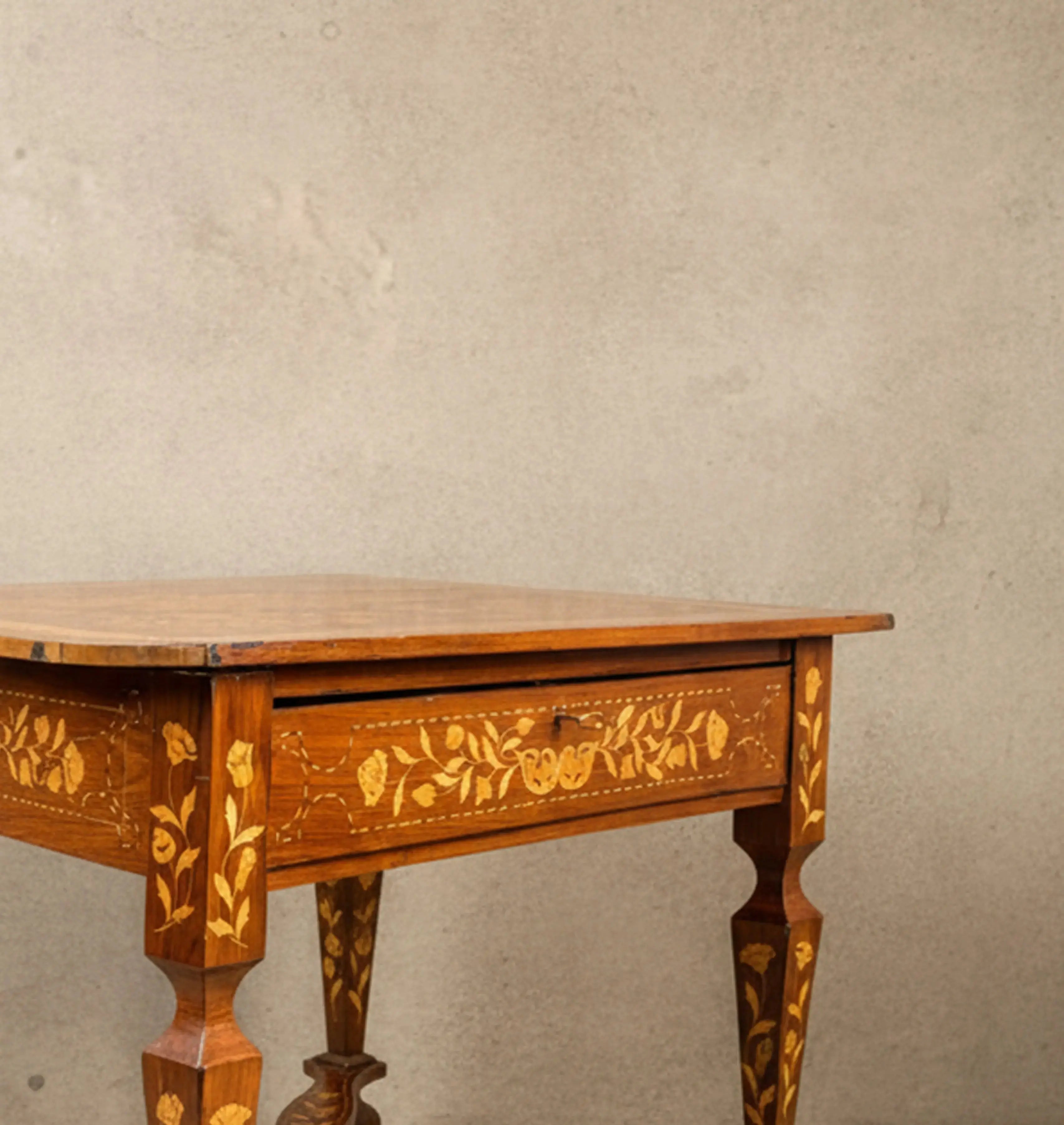 Mesa antigua de época con marquetería floral holandesa (Siglo XIX) Antique arte y decoracion