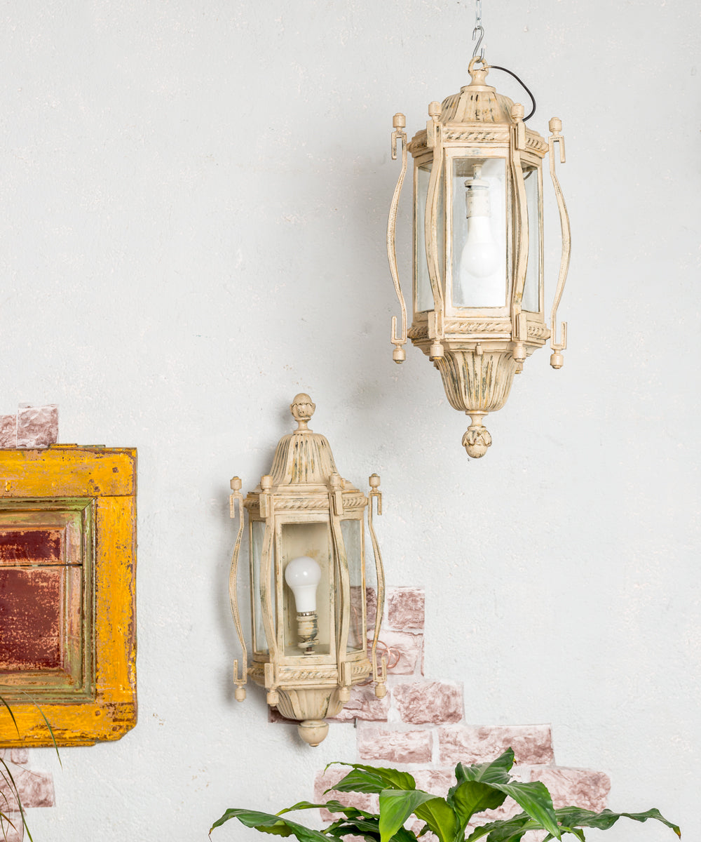 Pair of Lefou lanterns