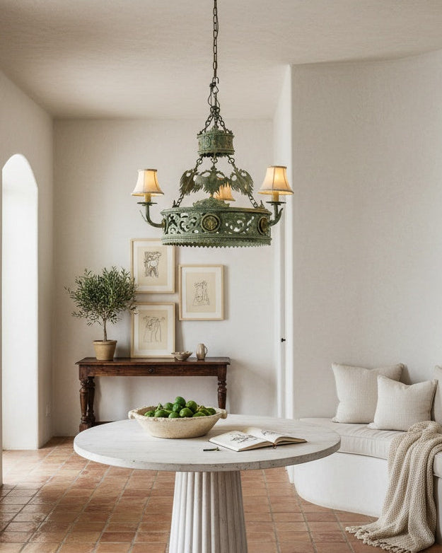 Lámpara antigua de forja