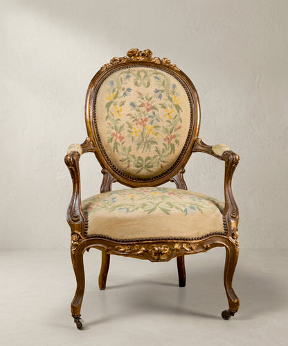Pareja de Sillones Antiguos Tallados con Petit Point Original | Napoleón III