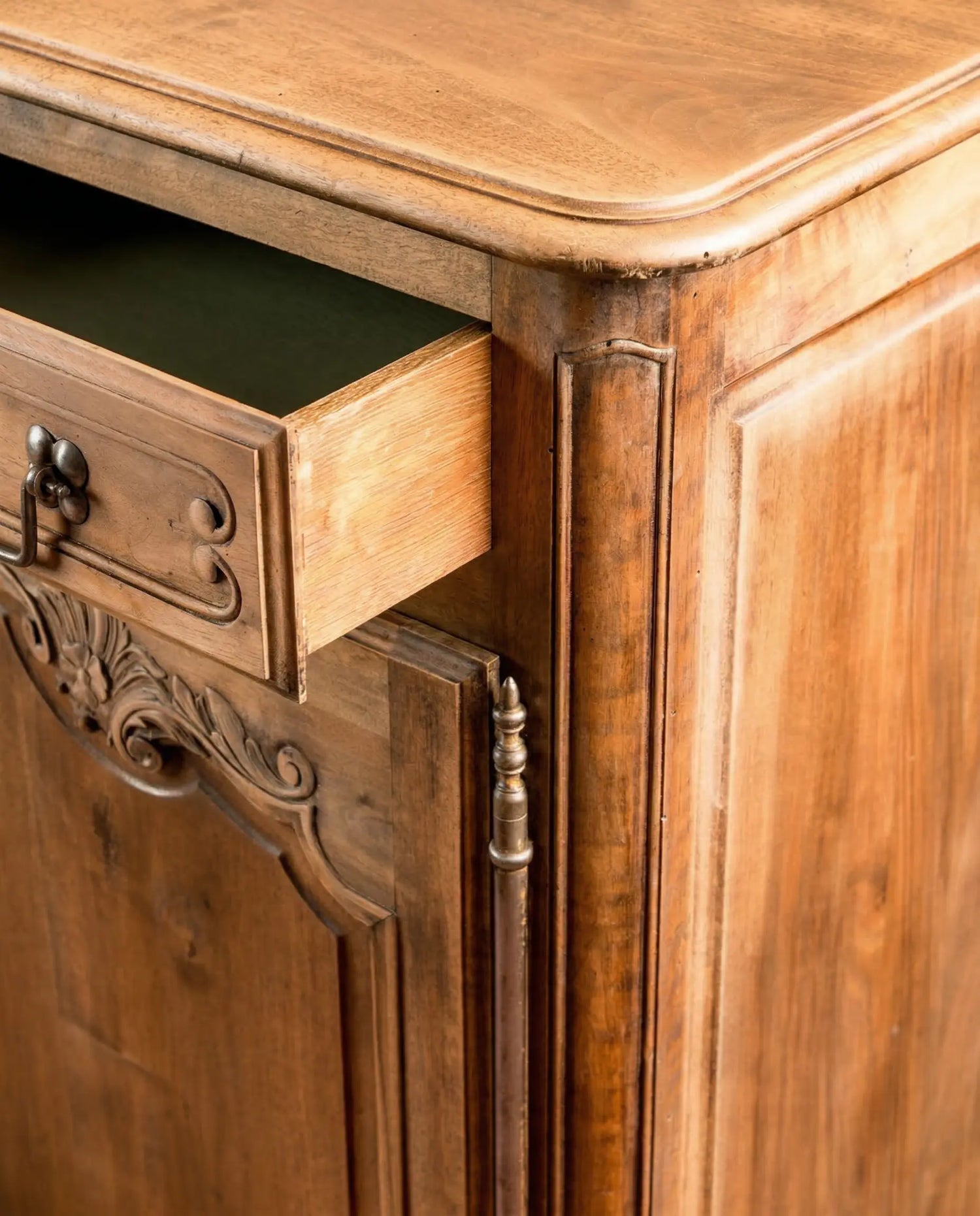 Gran aparador enfilade estilo provenzal en madera lavada
