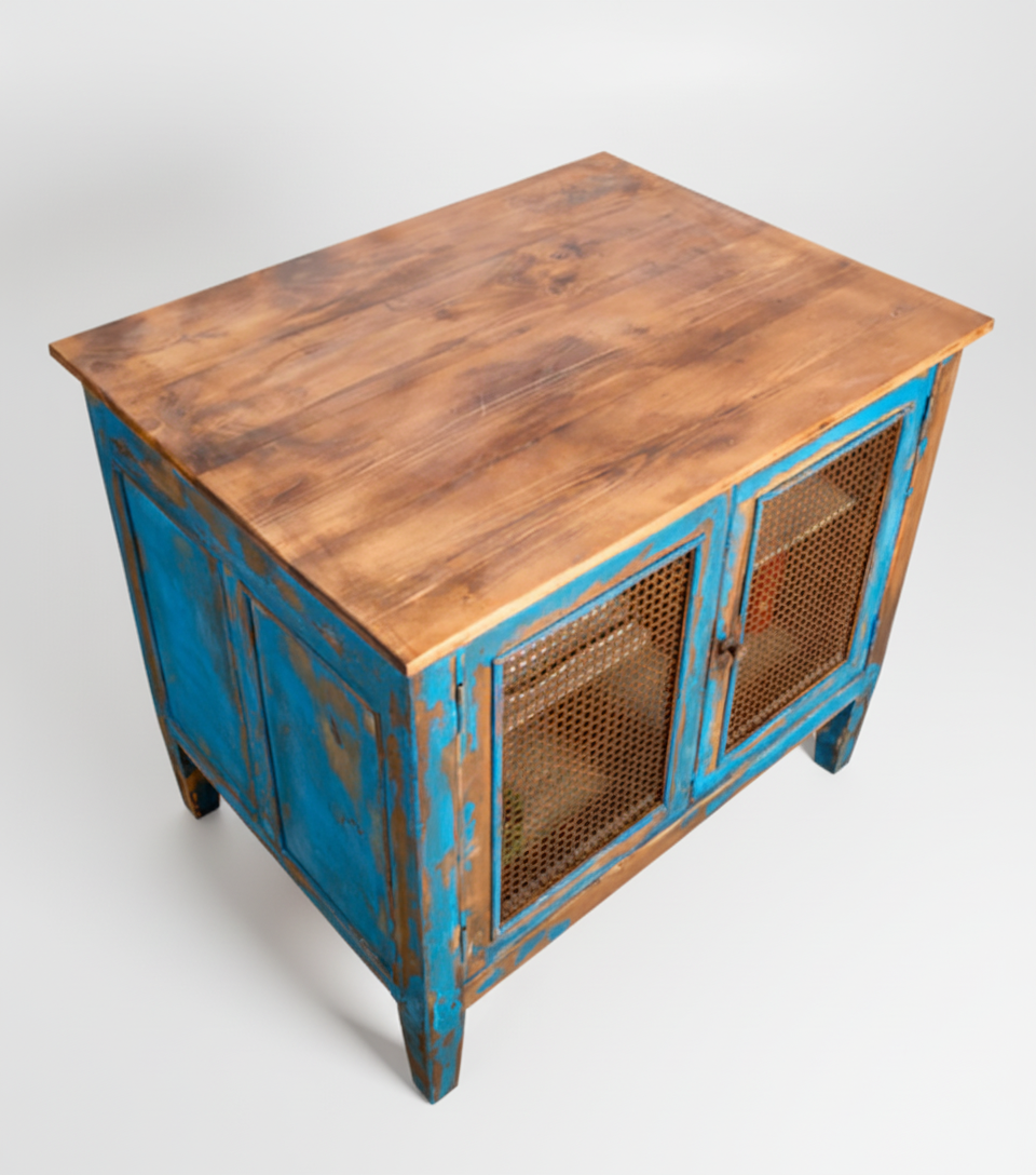 mesa isla industrial de madera con puertas en azul vista superior