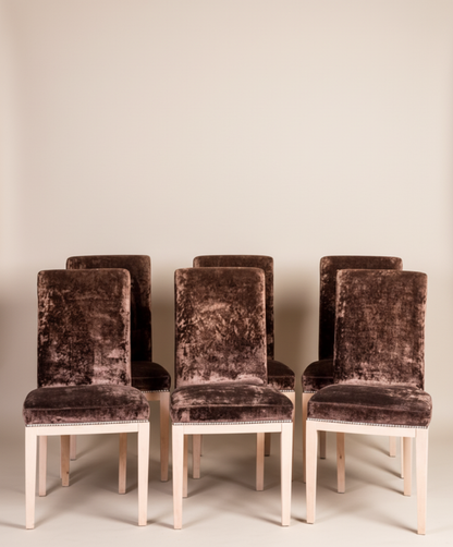 conjunto de sillas tapizadas marrones