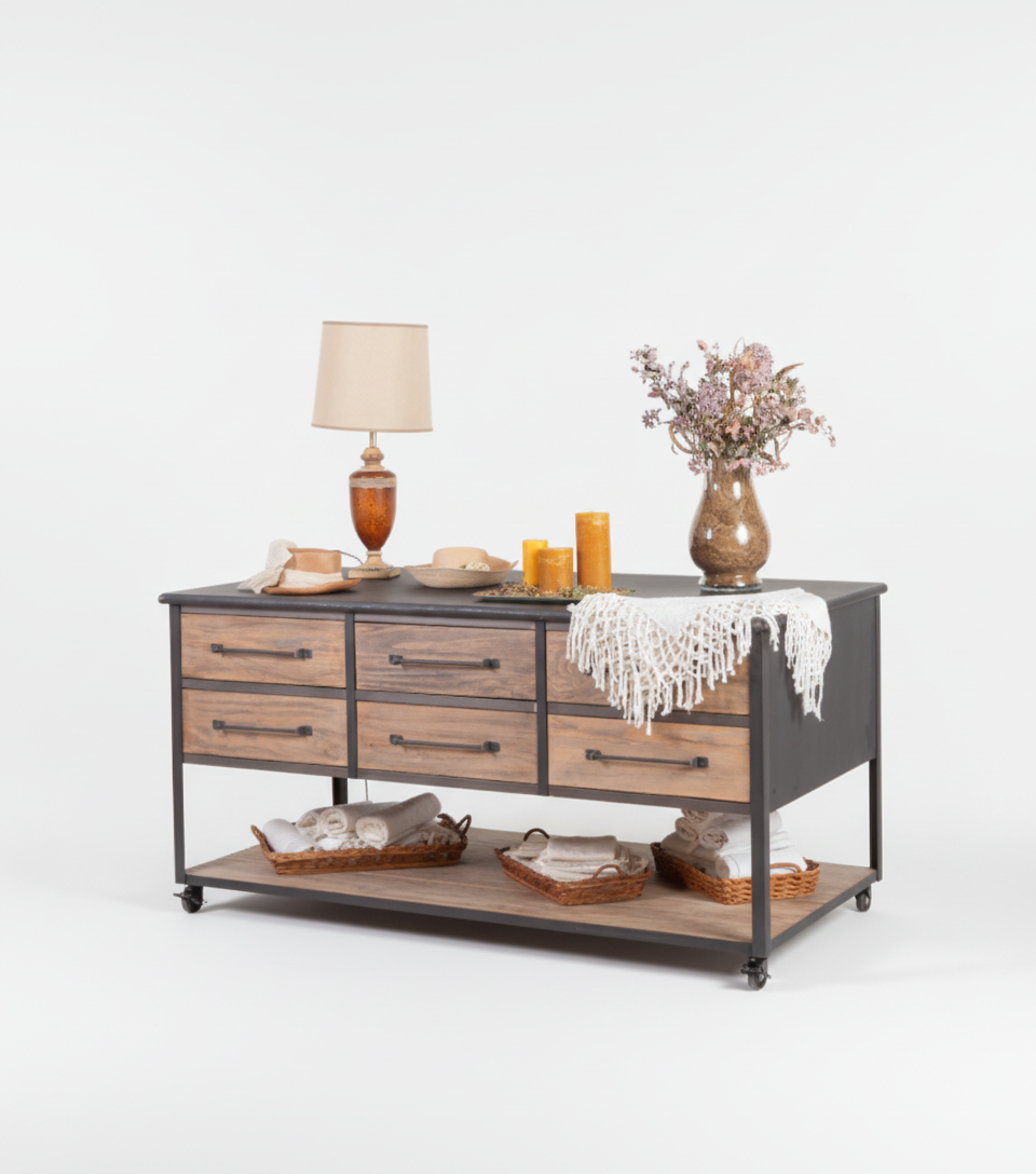 La Manzanera industrial island table