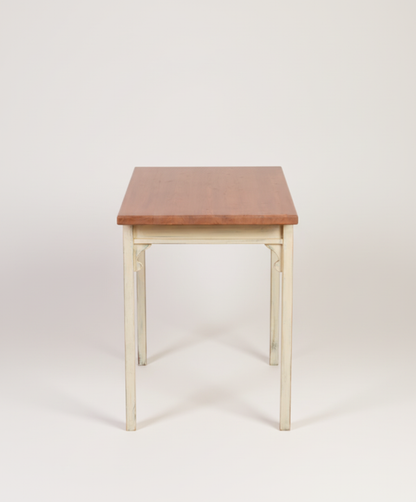 Coria antique side table