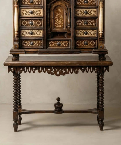 Bargueño papelera en Madera de Nogal y Taracea (Estilo Renacentista Español) Antique arte y decoracion