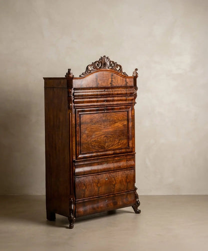 Secreter Abatant antiguo en Pluma de Nogal