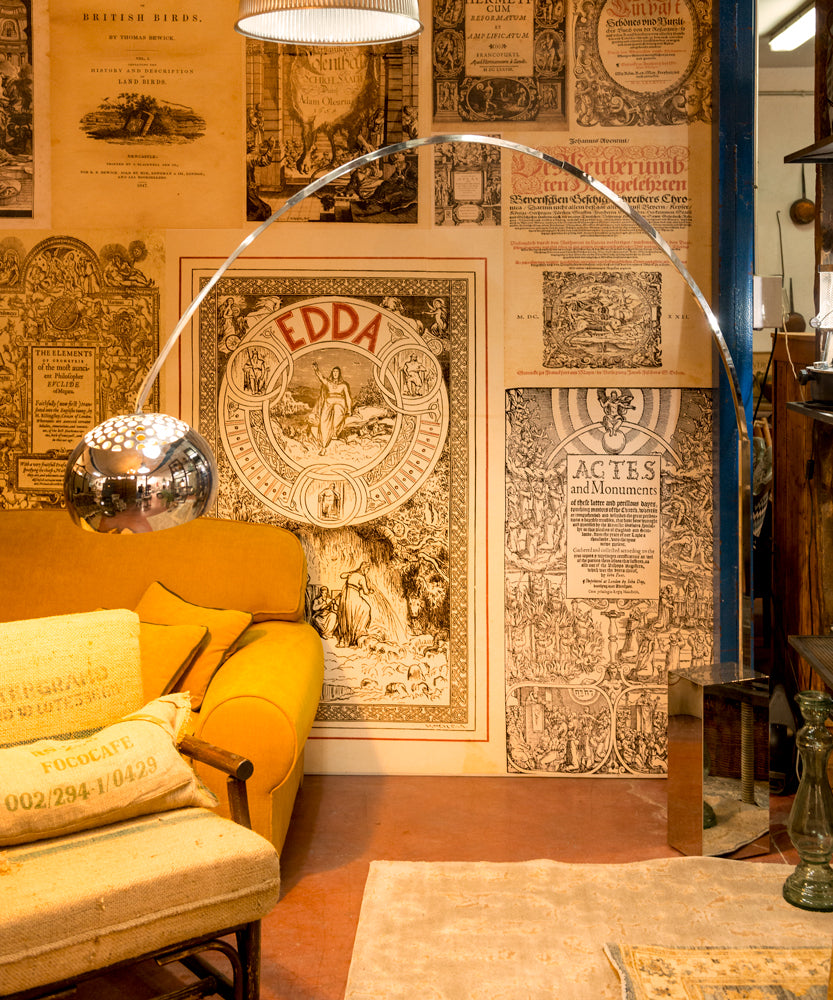 Steel arc floor lamp