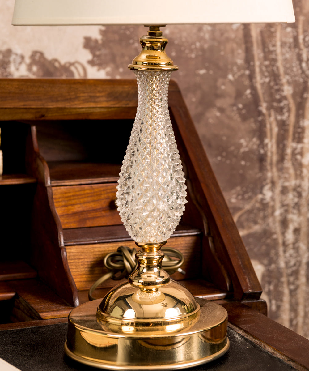 Diamond table lamp