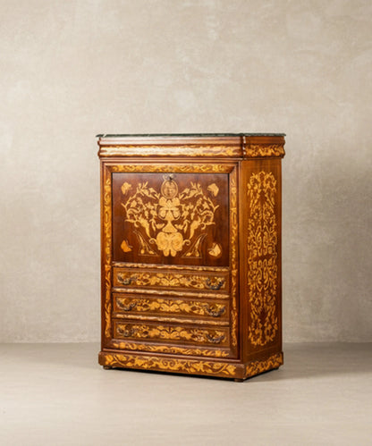 Secreter con marquetería floral y tapa de mármol verde