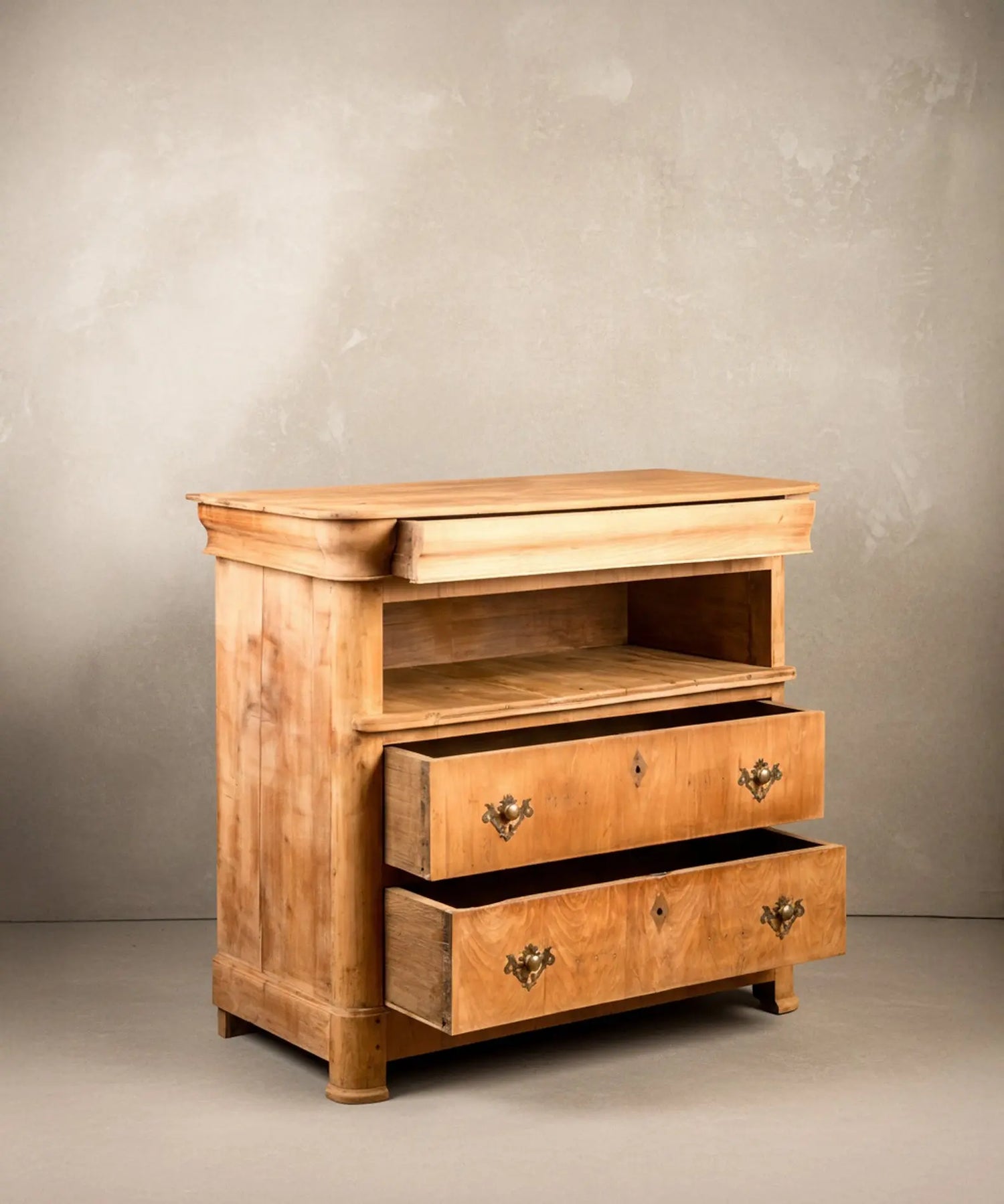 Cómoda francesa antigua de madera lavada S. XIX