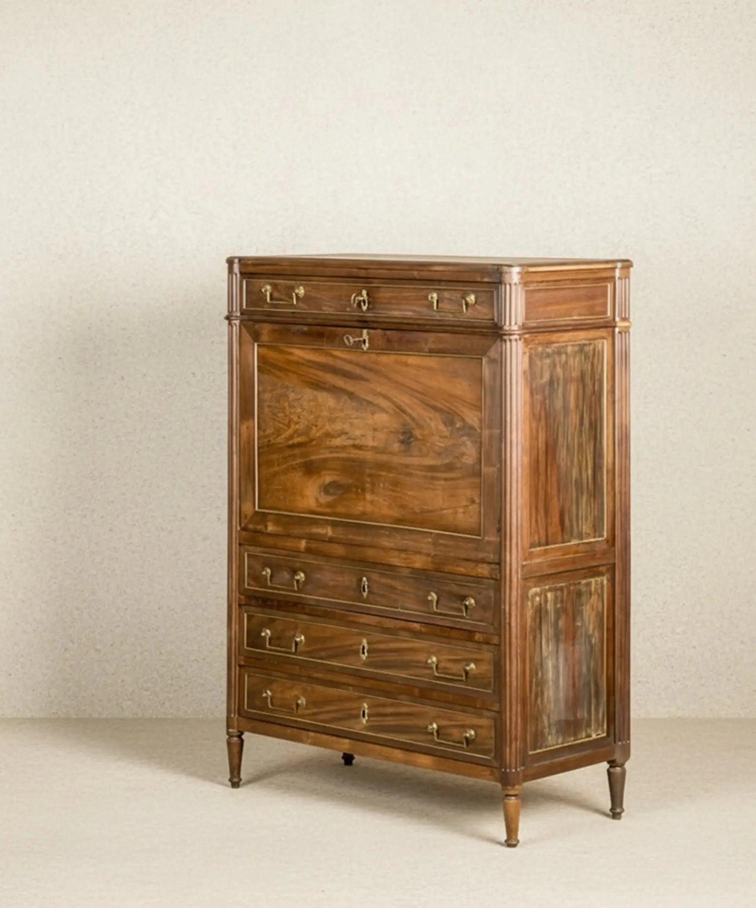 Secreter antiguo de nogal con tapa abatible estilo Luis XVI (Siglo XIX) Antique arte y decoracion